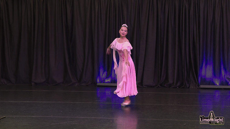 dc26 Section 114 13-14 Years Waltz Tap SOLO