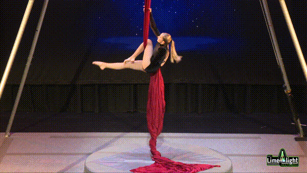 bta_brisbane_2025 Section 4 13–17 Years Silks SOLO
