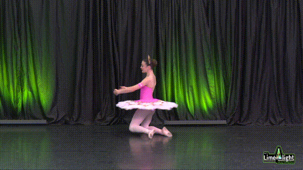 dancers_connect_25 Section 102 12 Years Classical Ballet SOLO