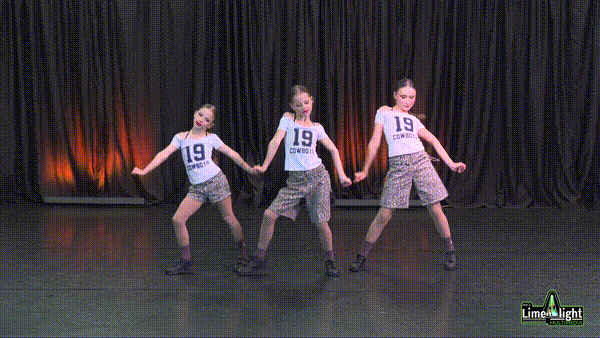 dancers_connect_25 Section 209 9 to 12 Years Student Choreography DUO/TRIO