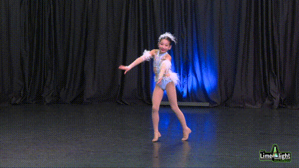 dancers_connect_25 Section 46 9 and 10 Years Broadway SOLO