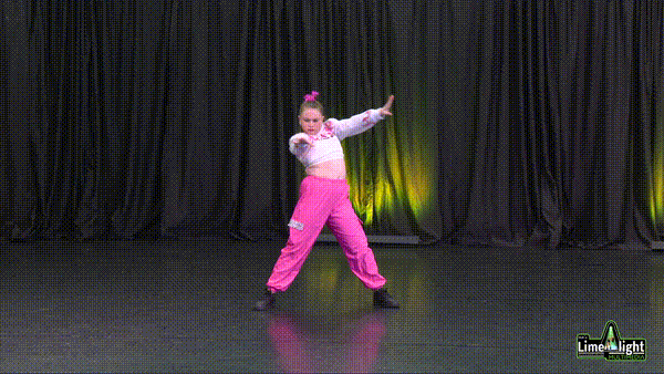 dancers_connect_25 Section 64 10 Years Hip Hop SOLO