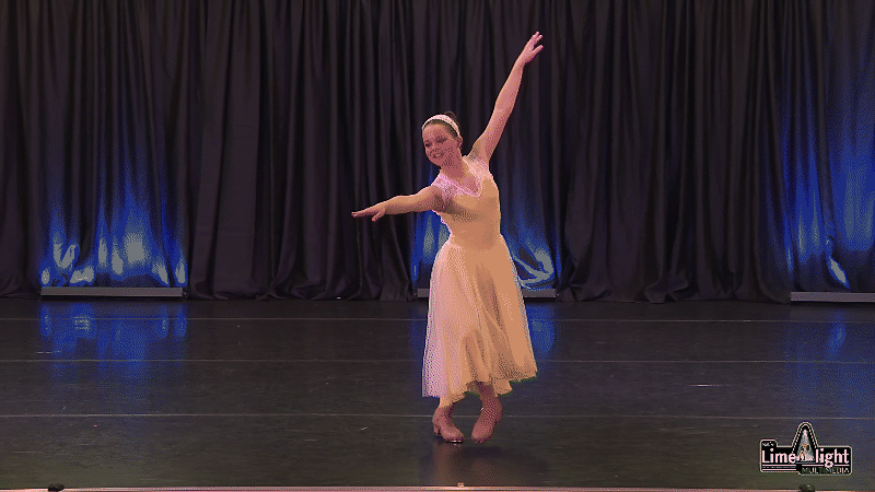 dc26 Section 114 13-14 Years Waltz Tap SOLO