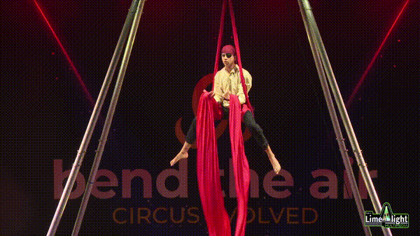 bta-syd-26 Section 18 13–17 YEARS Silks SOLO