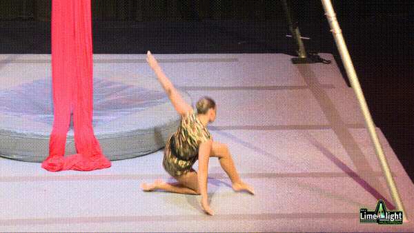 bta_brisbane_2025 Section 4 13–17 Years Silks SOLO