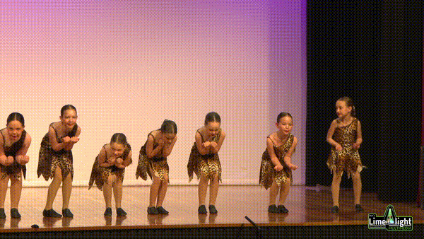lddf_25 Section 176 8 Years & Under Song and Dance GROUP
