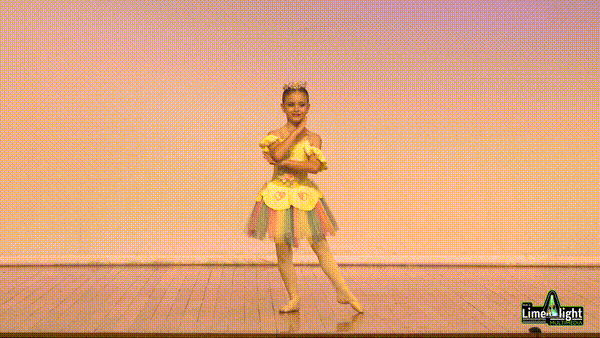 lddf_25 Section 40 8 Years Classical Ballet SOLO