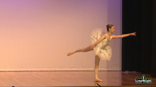 lddf_25 Section 41 9 Years Classical Ballet SOLO