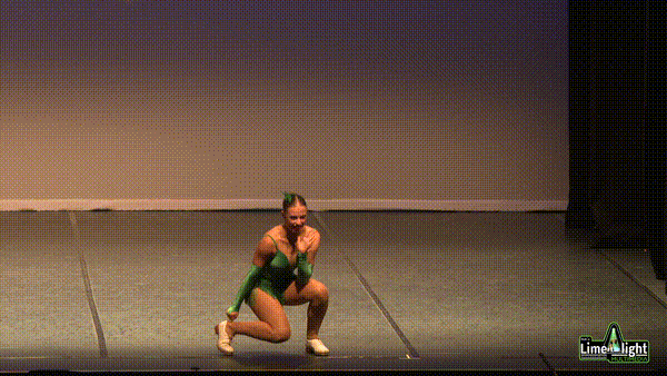 sce-solos-26 Section 115 15 Years & Over Song and Dance SOLO