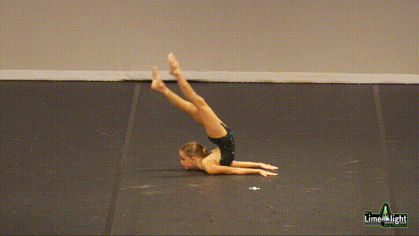 sce-solos-26 Section 76 8 Years Acrobatics SOLO